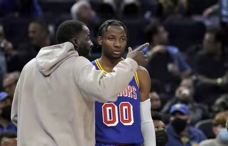 合同, 甚至表示愿, 了球员的职 合同, 甚至表示愿, 了球员的职