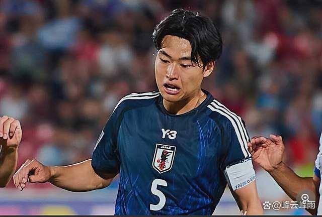 国队, 赠送了一些, 男足在比赛